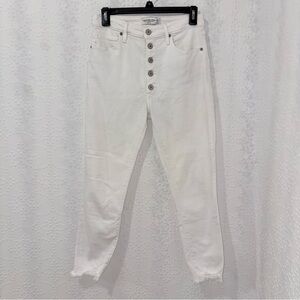Abercrombie & Fitch Super Skinny Ankle High Rise White Jeans Raw Hem Size 27